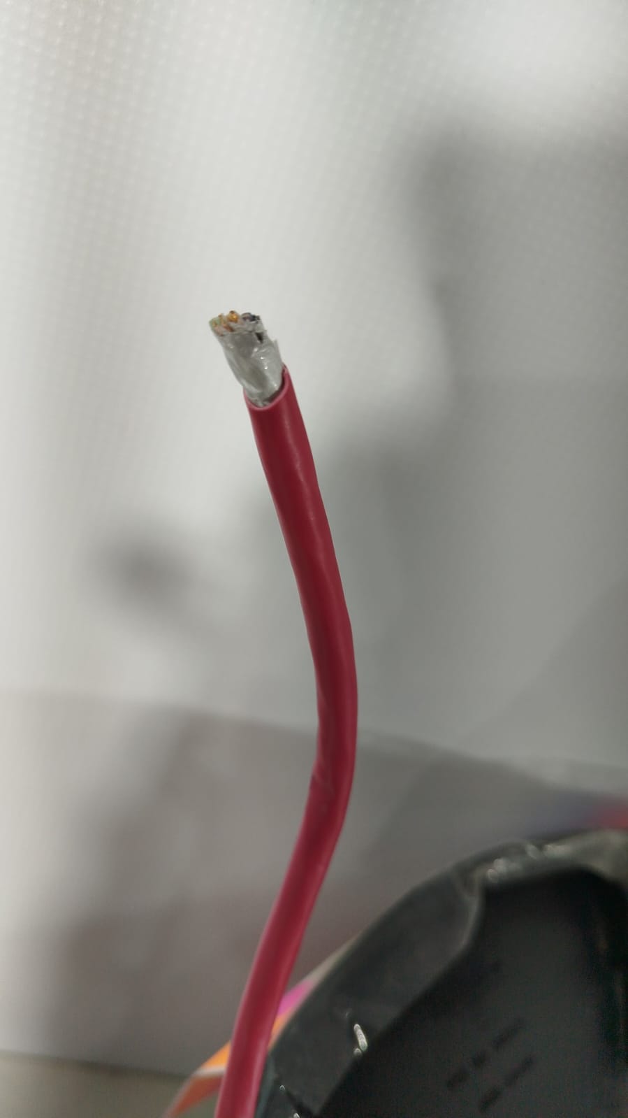 LOTE DE CARRETES CON CABLE ANTIFLAMA DE ALTA RESISTENCIA